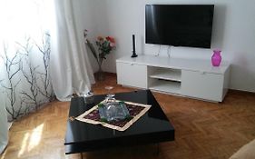 Αnna's Home 2 .Holidays in beautiful Athens